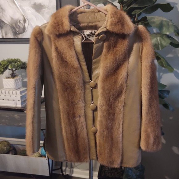 Jackets & Blazers - Vintage Leather and Fur jacket